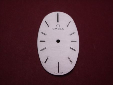 Omega Zifferblatt, ca. 3,0mm x 19,0mm, silber mit silberfarbenen Inlays 